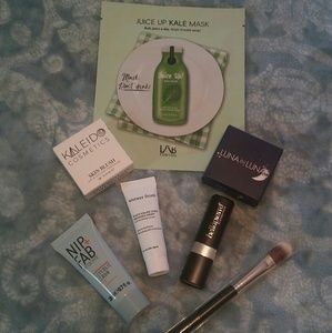 KALEIDO Cosmetics - Luna - bellapierre ++ Bundle